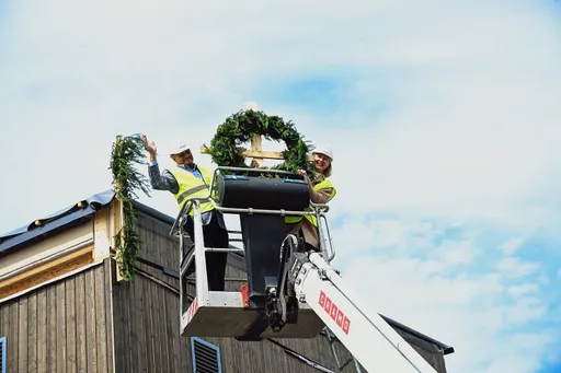 Stroomi beach house reaches topping-out ceremony milestone